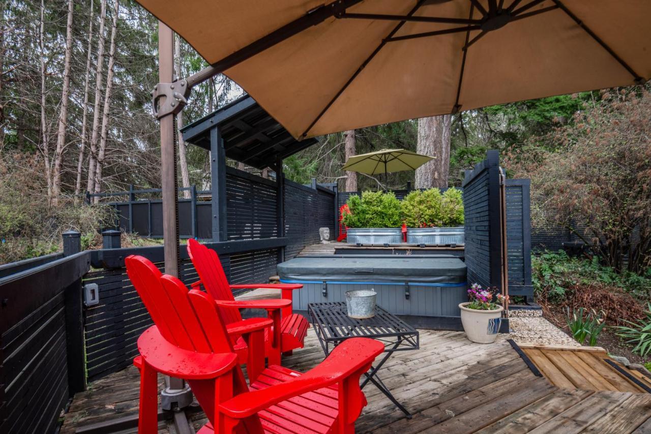 Salt Spring Carriage House B&B Ganges Extérieur photo