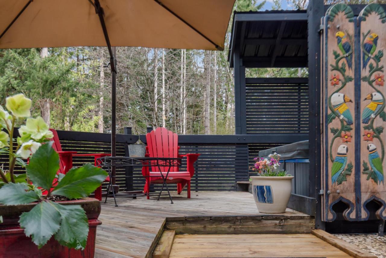 Salt Spring Carriage House B&B Ganges Extérieur photo